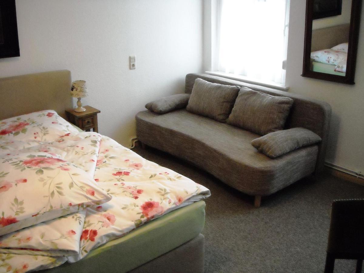 Ferienwohnung Auf Ehem. Alten Bauernhof 리벤발데 외부 사진